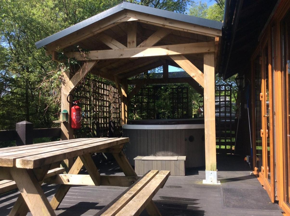 Loch Aweside Forest Cabins Dalavich Екстериор снимка