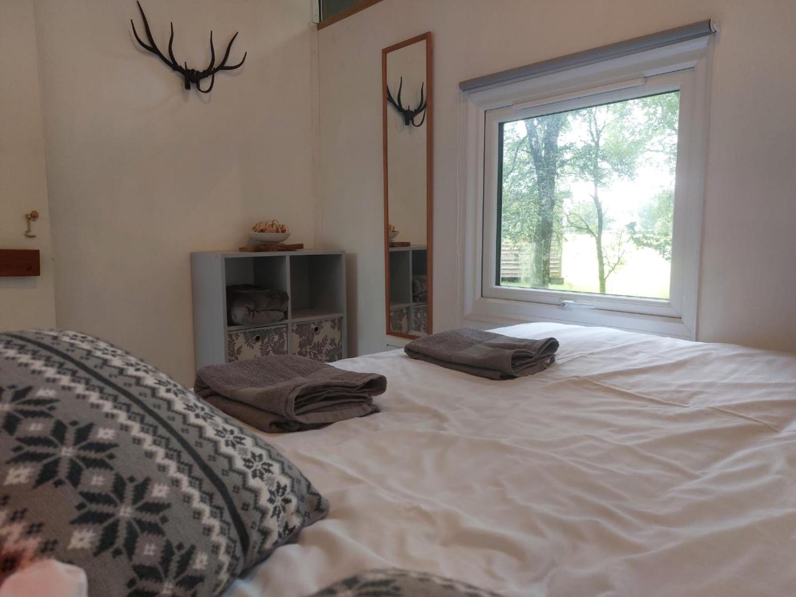 Loch Aweside Forest Cabins Dalavich Стая снимка