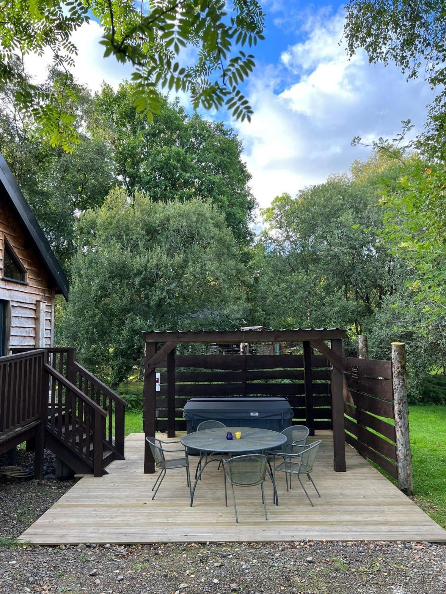 Loch Aweside Forest Cabins Dalavich Стая снимка