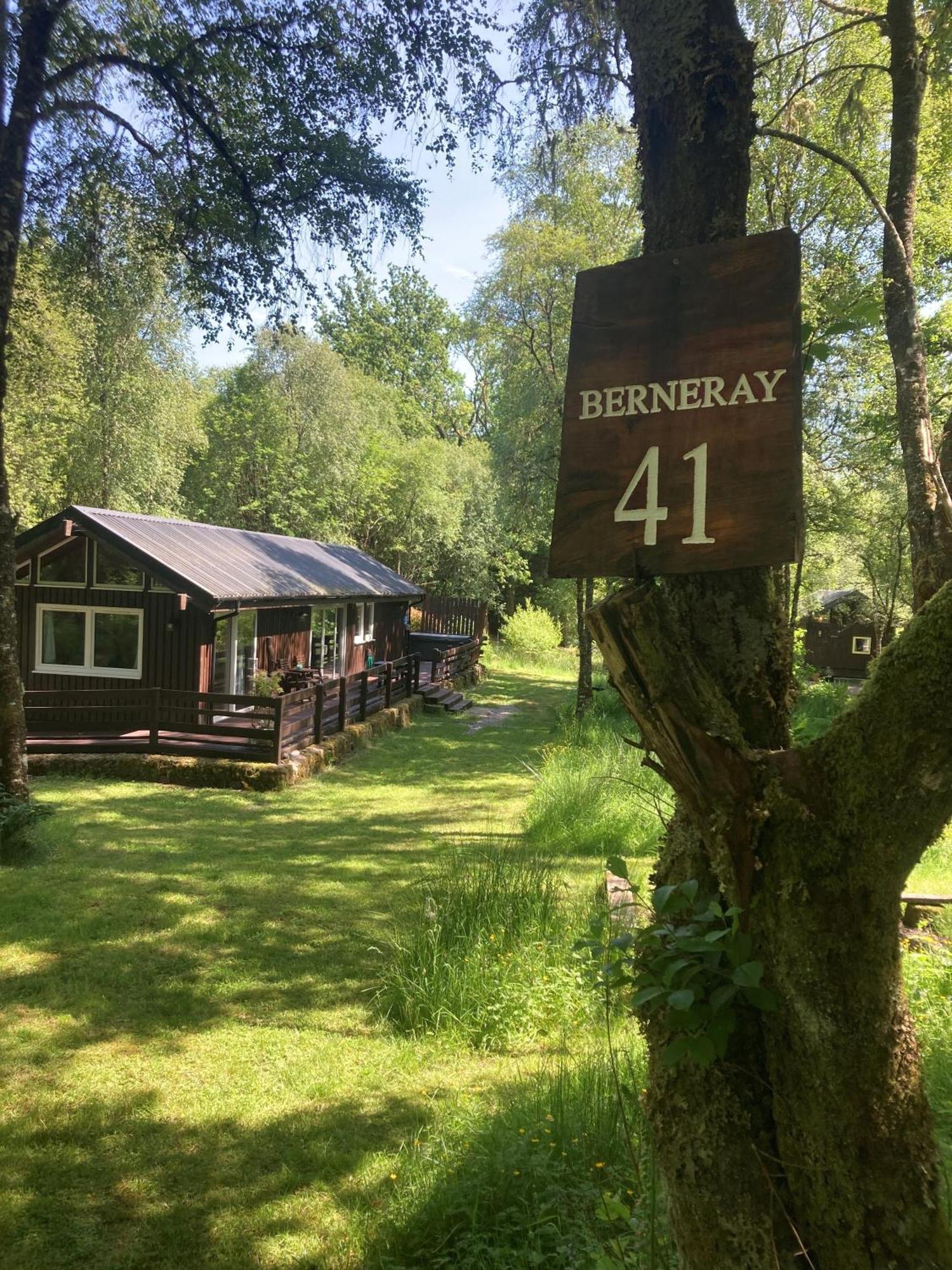 Loch Aweside Forest Cabins Dalavich Стая снимка